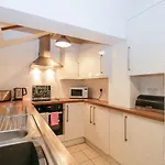Дом отдыха Melrose House